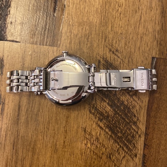Women’s Fossil Watch - Picture 3 of 4